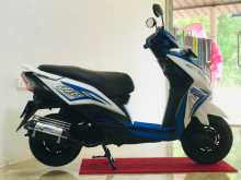 https://riyasewana.com/uploads/honda-dio-2214030713853.jpg