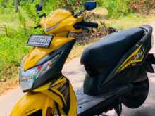 https://riyasewana.com/uploads/honda-dio-2214031513412.jpg