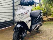 https://riyasewana.com/uploads/honda-dio-2214582913682.jpg
