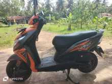 https://riyasewana.com/uploads/honda-dio-221521404502.jpg