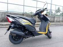 https://riyasewana.com/uploads/honda-dio-221533404032.jpg