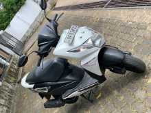 https://riyasewana.com/uploads/honda-dio-2216360313444.jpg