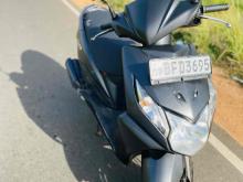 https://riyasewana.com/uploads/honda-dio-2217175624511.jpg