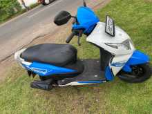 https://riyasewana.com/uploads/honda-dio-221802304263.jpg