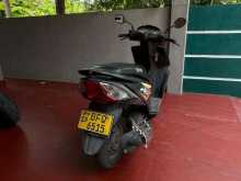 https://riyasewana.com/uploads/honda-dio-221946484163.jpg