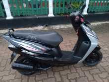 https://riyasewana.com/uploads/honda-dio-2220130413914.jpg