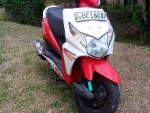 https://riyasewana.com/uploads/honda-dio-22329294682.jpg