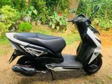 https://riyasewana.com/uploads/honda-dio-22732494432.jpg