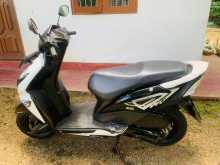 https://riyasewana.com/uploads/honda-dio-22732494903.jpg