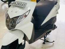 https://riyasewana.com/uploads/honda-dio-22917101902.jpg