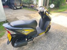 https://riyasewana.com/uploads/honda-dio-22934596395.jpg