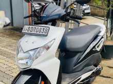 https://riyasewana.com/uploads/honda-dio-2310345922803.jpg