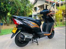 https://riyasewana.com/uploads/honda-dio-2310484219925.jpg