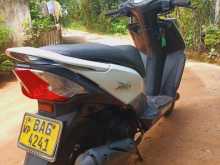 https://riyasewana.com/uploads/honda-dio-231208501845.jpg
