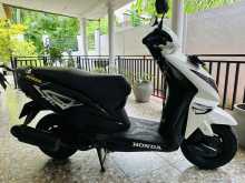 https://riyasewana.com/uploads/honda-dio-2313234522843.jpg