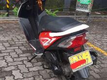 https://riyasewana.com/uploads/honda-dio-231359356373.jpg