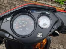 https://riyasewana.com/uploads/honda-dio-231400246316.jpg