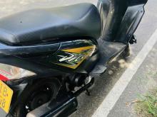https://riyasewana.com/uploads/honda-dio-2315231624151.jpg