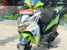 Honda DIO 2015 Motorbike
