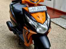 https://riyasewana.com/uploads/honda-dio-231543404062.jpg