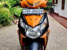 https://riyasewana.com/uploads/honda-dio-231543404633.jpg