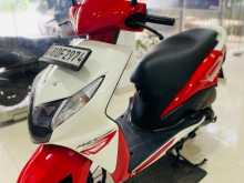 https://riyasewana.com/uploads/honda-dio-231636491592.jpg