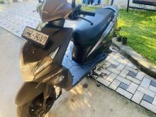 https://riyasewana.com/uploads/honda-dio-2316402624243.jpg
