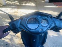 https://riyasewana.com/uploads/honda-dio-2316402624492.jpg