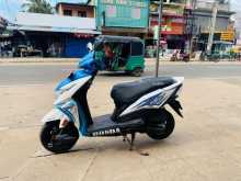 https://riyasewana.com/uploads/honda-dio-231816294402.jpg