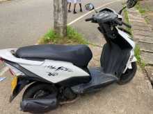 https://riyasewana.com/uploads/honda-dio-232134294722.jpg