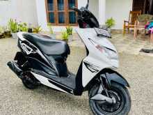 https://riyasewana.com/uploads/honda-dio-2322252614003.jpg