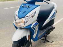 https://riyasewana.com/uploads/honda-dio-2323353022763.jpg