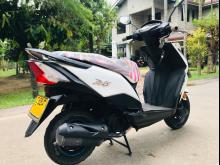 https://riyasewana.com/uploads/honda-dio-2410021719345.jpg