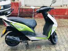 https://riyasewana.com/uploads/honda-dio-2411333722122.jpg