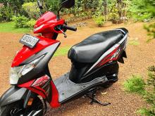 Honda Dio 2017 Motorbike