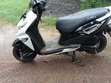 https://riyasewana.com/uploads/honda-dio-241225174622.jpg