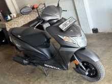 https://riyasewana.com/uploads/honda-dio-2413390213383.jpg