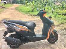 https://riyasewana.com/uploads/honda-dio-241534114212.jpg