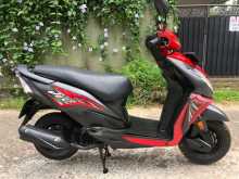 https://riyasewana.com/uploads/honda-dio-241541181386.jpg