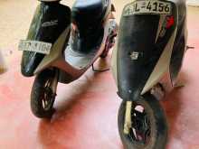 https://riyasewana.com/uploads/honda-dio-2416102113602.jpg