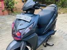 https://riyasewana.com/uploads/honda-dio-2416504122823.jpg