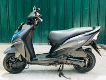 https://riyasewana.com/uploads/honda-dio-241713391946.jpg