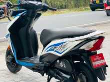 https://riyasewana.com/uploads/honda-dio-241807551336.jpg