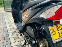 https://riyasewana.com/uploads/honda-dio-242156431605.jpg