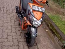 https://riyasewana.com/uploads/honda-dio-24221300401317.jpg