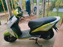 https://riyasewana.com/uploads/honda-dio-24523404302.jpg