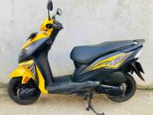 https://riyasewana.com/uploads/honda-dio-24727591584.jpg