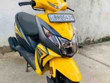 https://riyasewana.com/uploads/honda-dio-24727591902.jpg