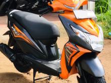 Honda DIO 2017 Motorbike