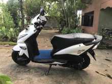 https://riyasewana.com/uploads/honda-dio-2510370722622.jpg